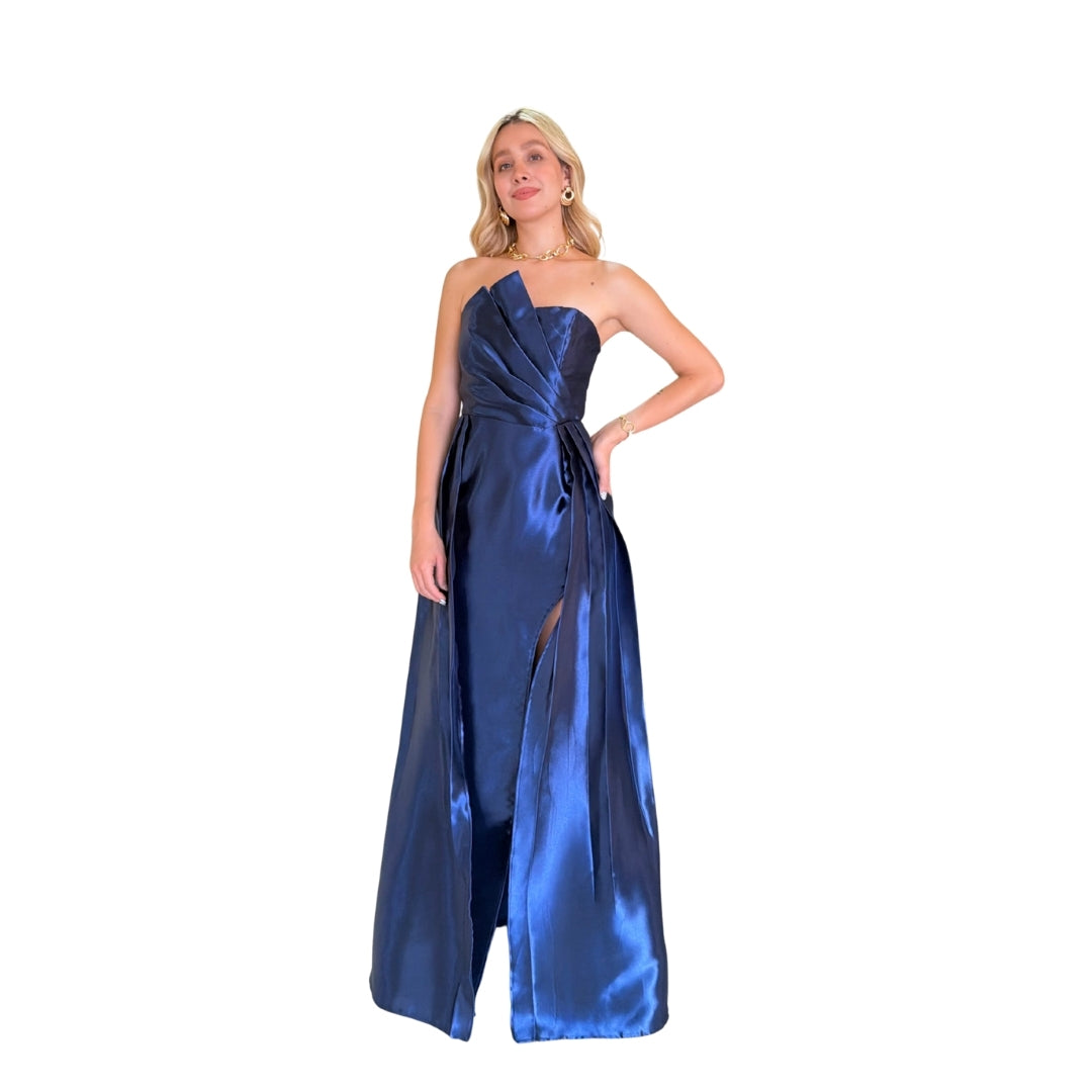 Eiko | Vestido largo strapless con escarola y cauda azul cobalto
