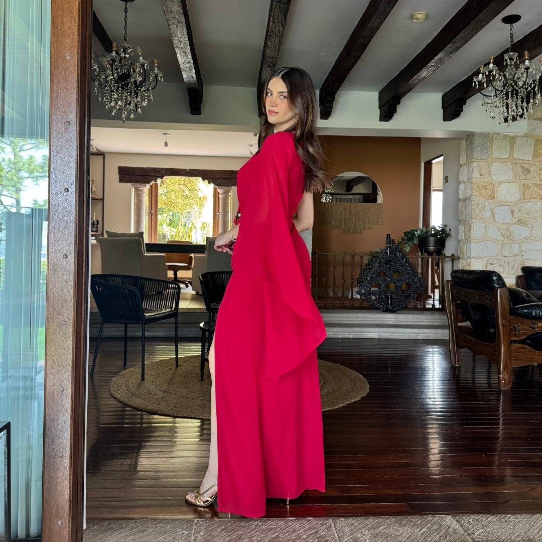 Briana | Vestido largo argolla y manga asimetrica rojo
