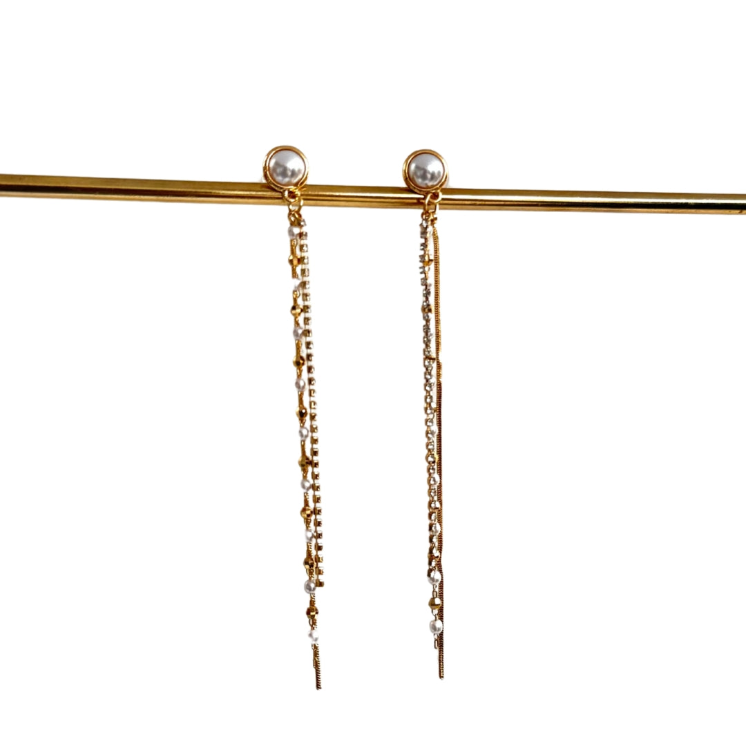 Natalia | Aretes Largos con Perla y Cadenas Doradas