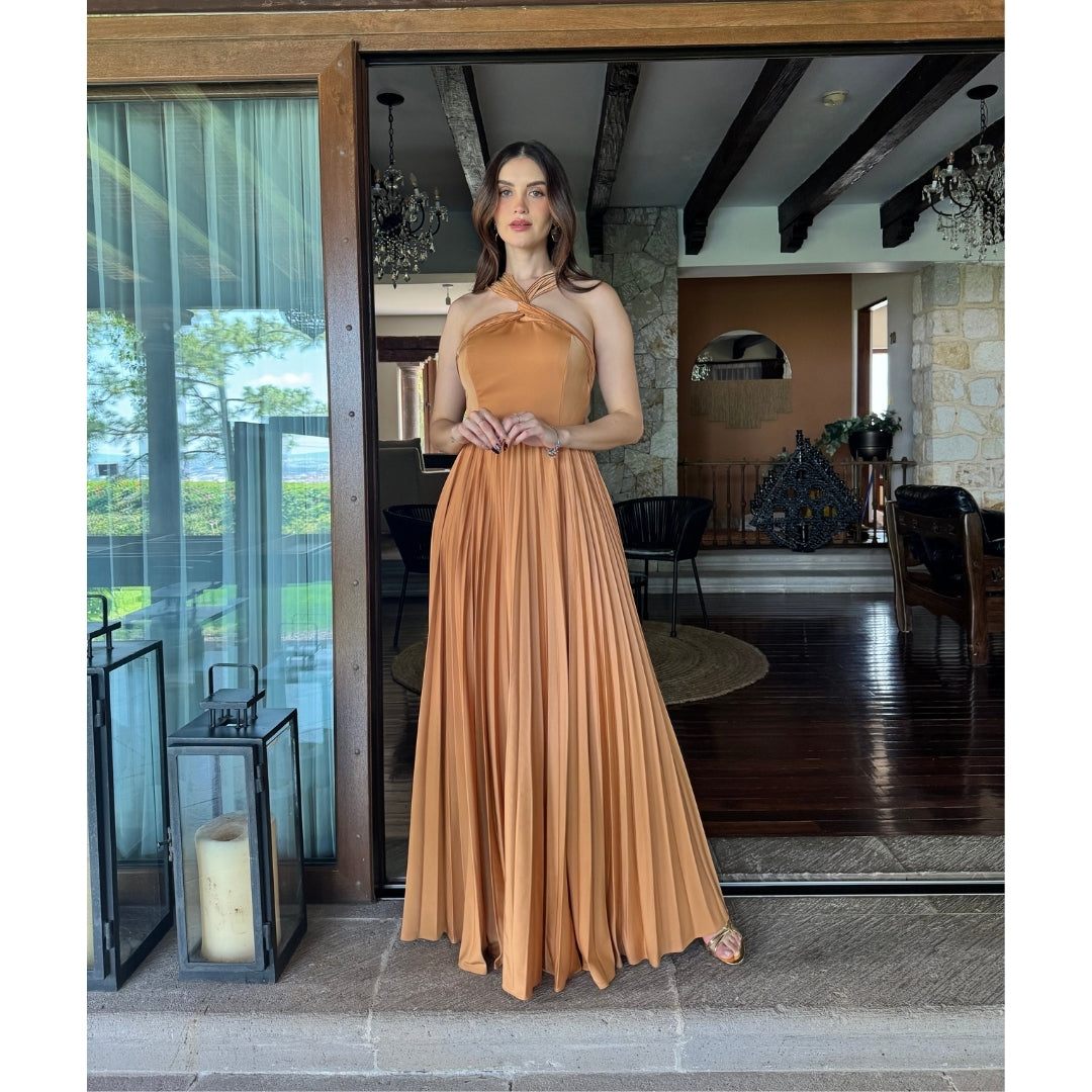 Ailen | Vestido largo halterofilias con plisado chedrón