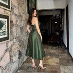 Luan | Vestido midi con cinturón olivo