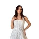 Delilah | Vestido midi bordado con cinturón ivory