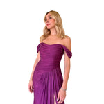 Xiara | Vestido largo shoulders off gasa drapeado uva