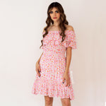 Vestido corto off-shoulders estampado floral rosa