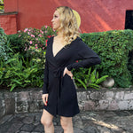 Vestido cruzado con cinta negro